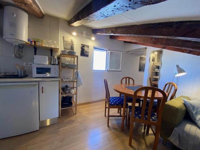 Calle Embajadores - Apart 4 Pax Pza Cascorro مدريد المظهر الخارجي الصورة