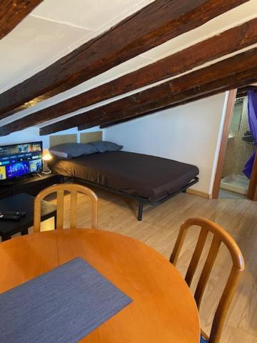 Calle Embajadores - Apart 4 Pax Pza Cascorro مدريد المظهر الخارجي الصورة